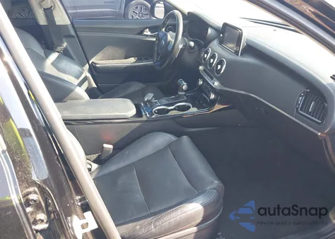 2018 Kia Stinger из США, поврежденный, VIN KNAE15LA0J6020247